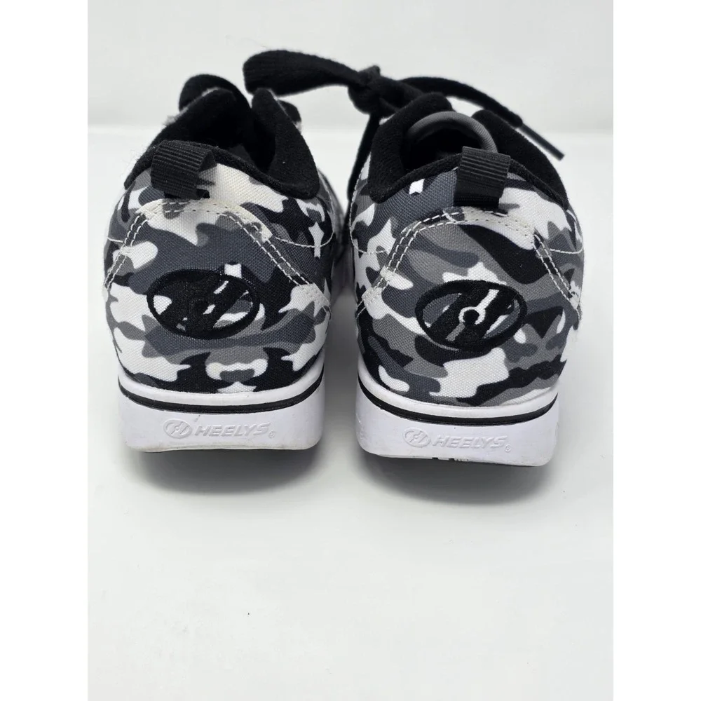 Heelys Pro 20 Print Kids Youth 3 Black Gray Camo Skate Shoes Wheels